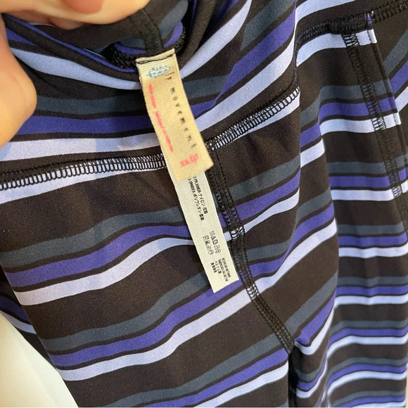 Free People Movement Gidget High Rise Blue Striped Leggings - Size XS - Picture 5 of 5